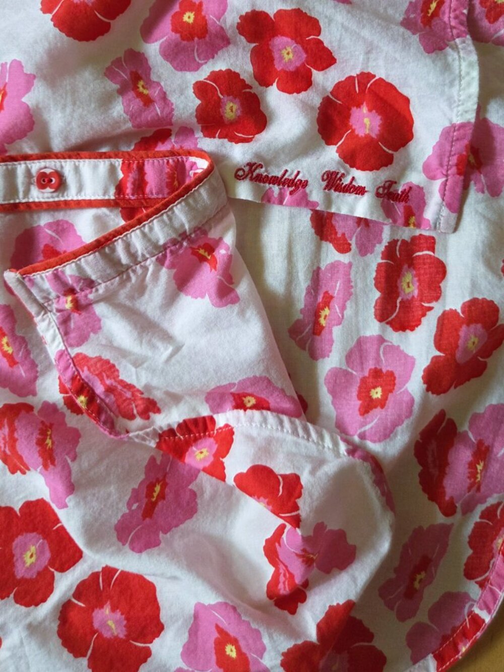Robert Graham sz M Floral Button Down Shirt Blouse White Pink Embroidery Puff - Picture 4 of 14